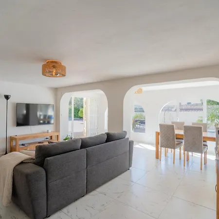 Casa Lola Villa *